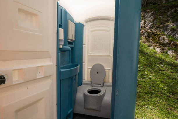 Types of Portable Toilets We Offer in Callahan, FL